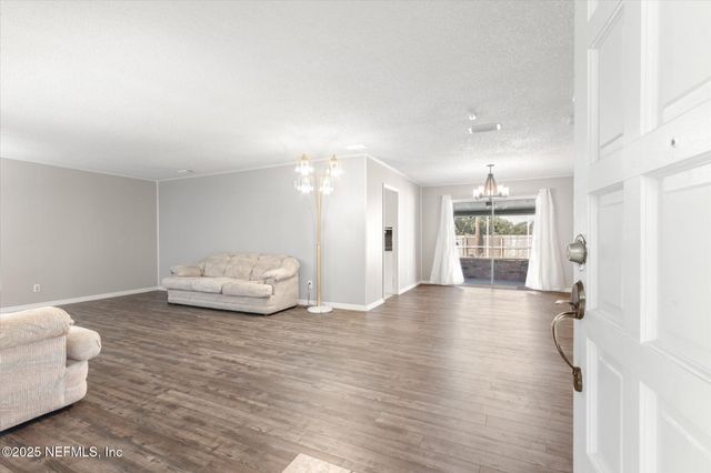 351 UNION Avenue, Crescent City, FL 32112