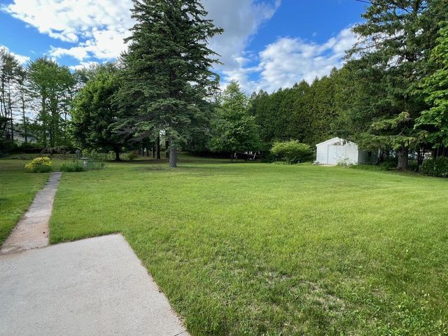 3016 Memorial DRIVE, Two Rivers, WI 54241
