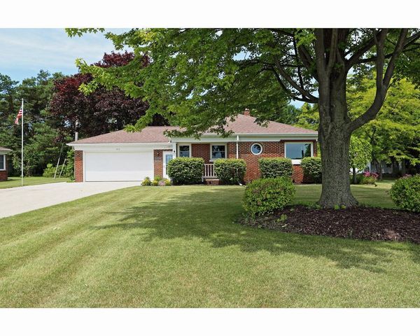 3016 Memorial DRIVE, Two Rivers, WI 54241