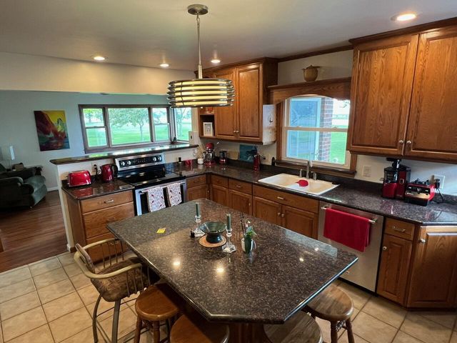 3016 Memorial DRIVE, Two Rivers, WI 54241