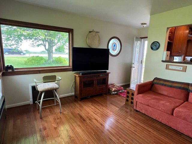 3016 Memorial DRIVE, Two Rivers, WI 54241