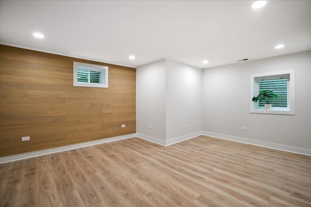 45 E Mallard Lane, Lake Forest, IL 60045