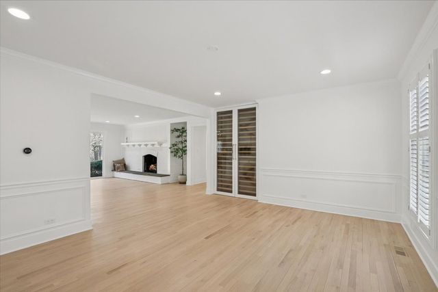 45 E Mallard Lane, Lake Forest, IL 60045