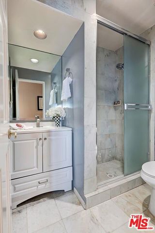 2801 Glendon Avenue, Los Angeles, CA 90064