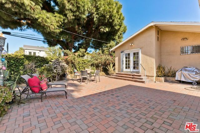 2801 Glendon Avenue, Los Angeles, CA 90064