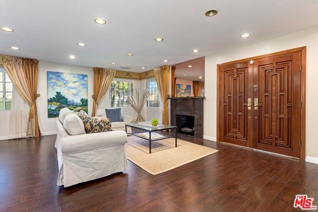 2801 Glendon Avenue, Los Angeles, CA 90064