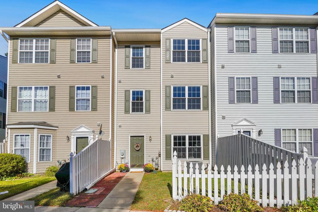 10-E IRONSTONE CT, Annapolis, MD 21403