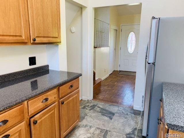 4 Willow Place, Hicksville, NY 11801