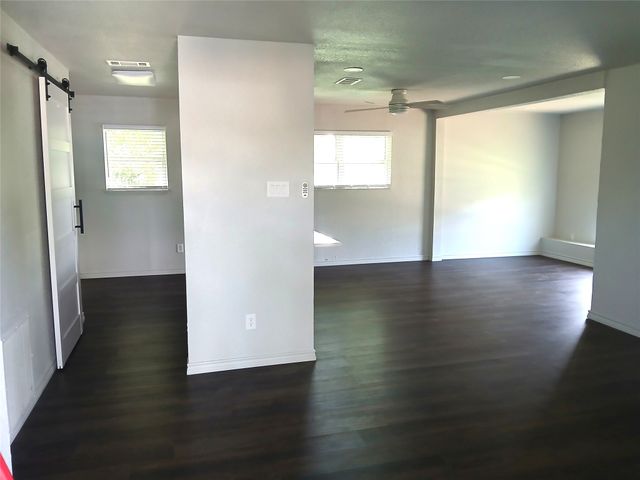 242 AUTUMN WOOD Trail, Gun Barrel City, TX 75156