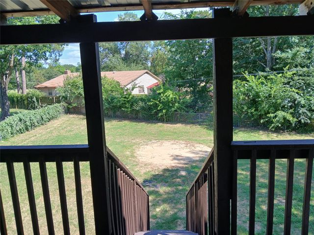 242 AUTUMN WOOD Trail, Gun Barrel City, TX 75156