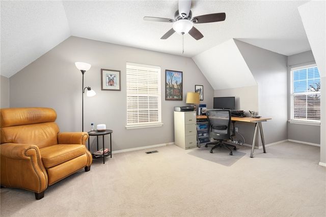 1776 S Tallgrass Drive, Fayetteville, AR 72701