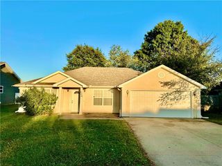 606 Kendrick Street, Knob Noster, MO 65336