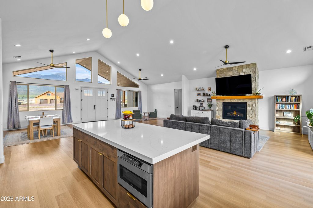 Image 20 of property listing at 7150 Moroni Drive, Flagstaff, AZ 86001