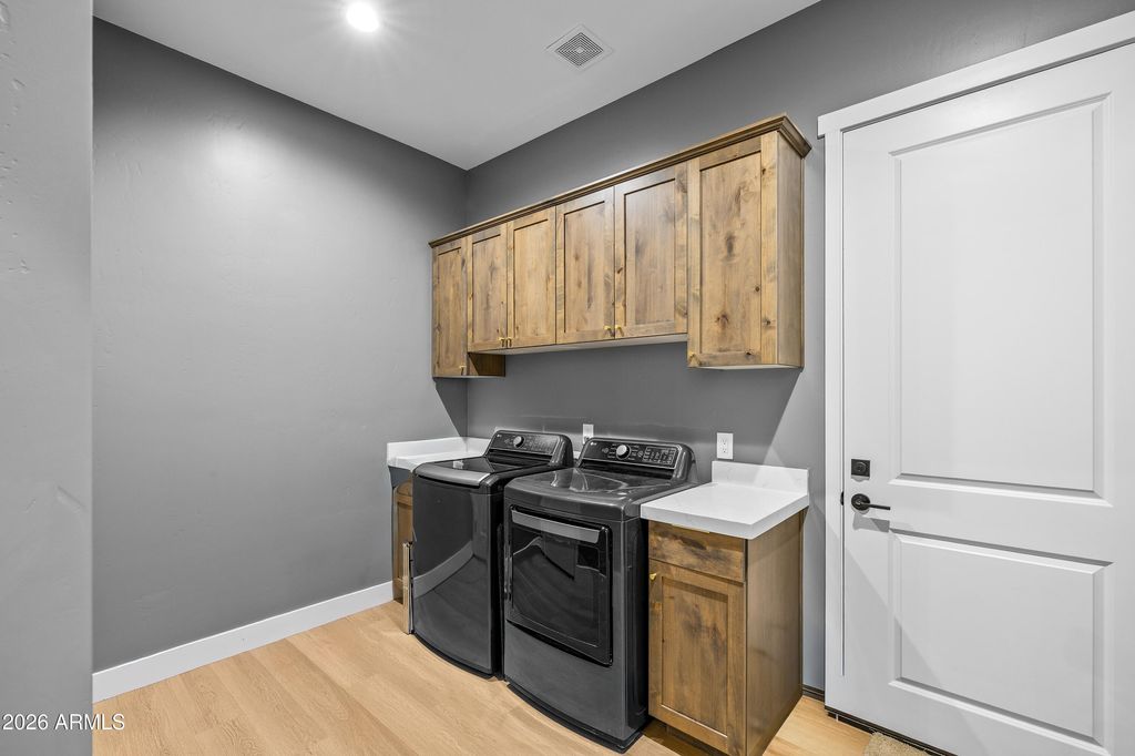 Image 45 of property listing at 7150 Moroni Drive, Flagstaff, AZ 86001