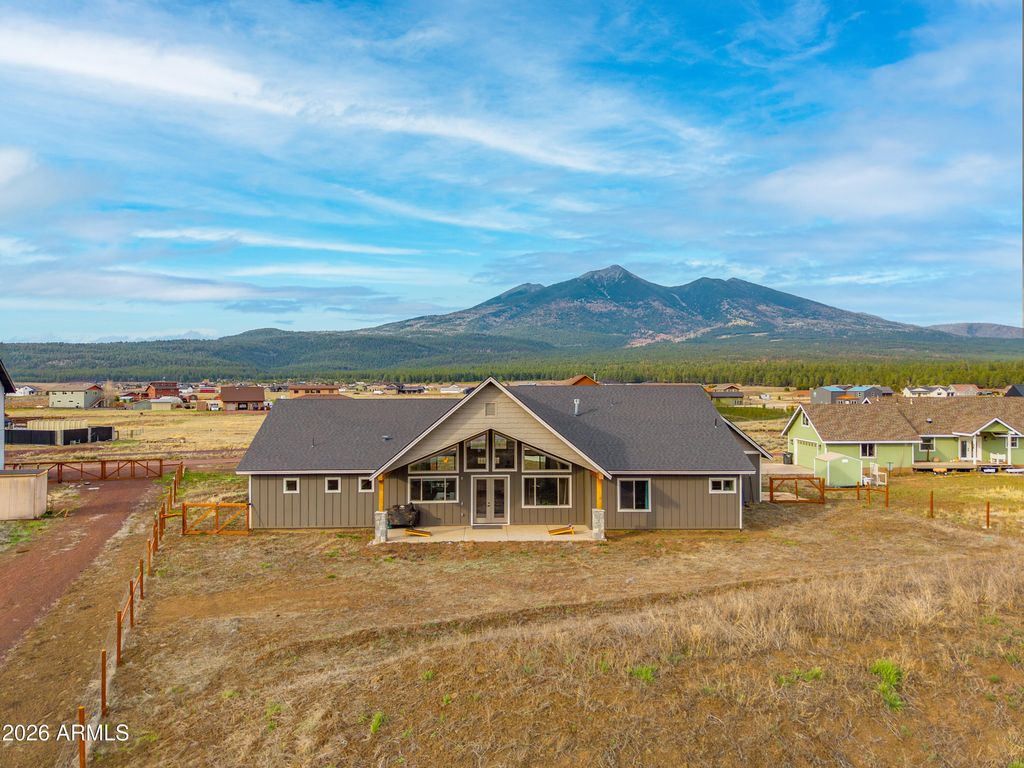 Image 66 of property listing at 7150 Moroni Drive, Flagstaff, AZ 86001