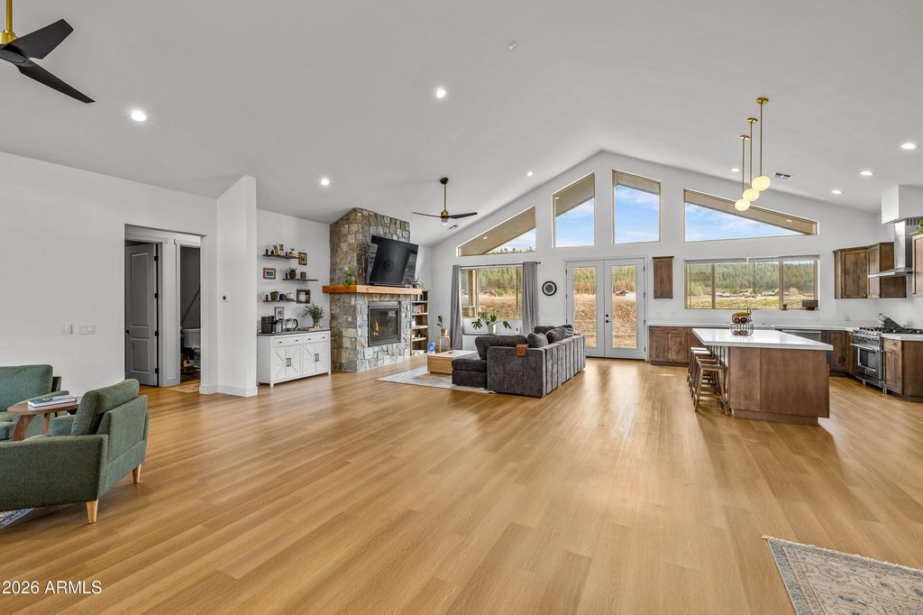 Image 8 of property listing at 7150 Moroni Drive, Flagstaff, AZ 86001