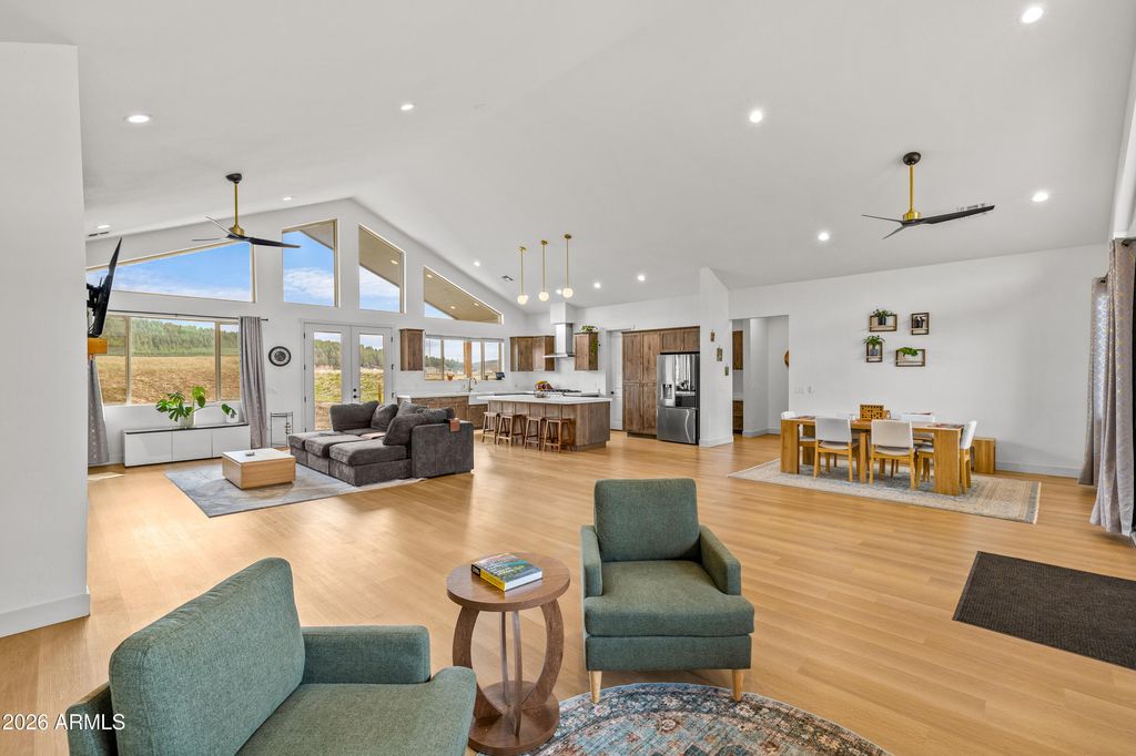 Image 9 of property listing at 7150 Moroni Drive, Flagstaff, AZ 86001