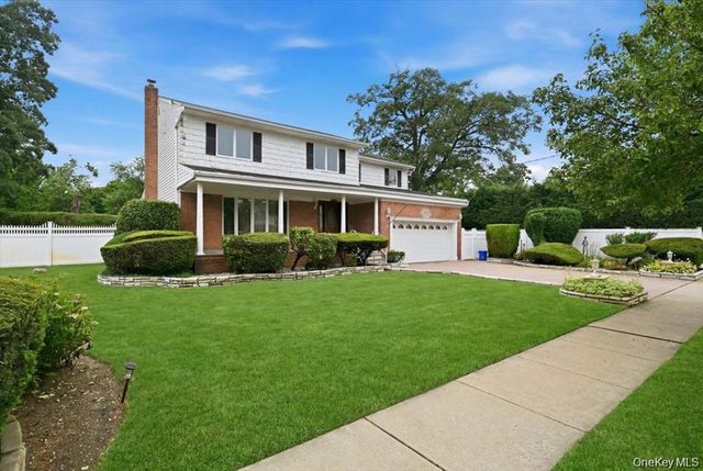 2640 Harvey Avenue, Oceanside, NY 11572