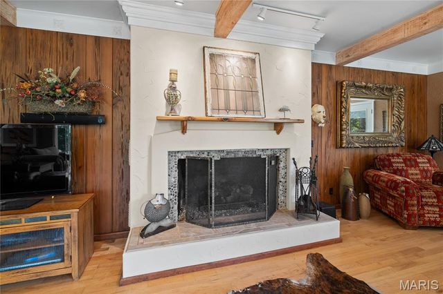 2402 Ripley Route A, Doniphan, MO 63935