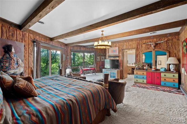 2402 Ripley Route A, Doniphan, MO 63935