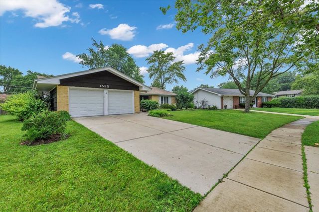 1525 Mayfield Lane, Hoffman Estates, IL 60169