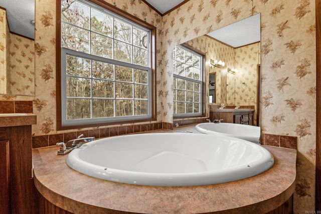 71 Holland Hills Loop, Vilonia, AR 72173