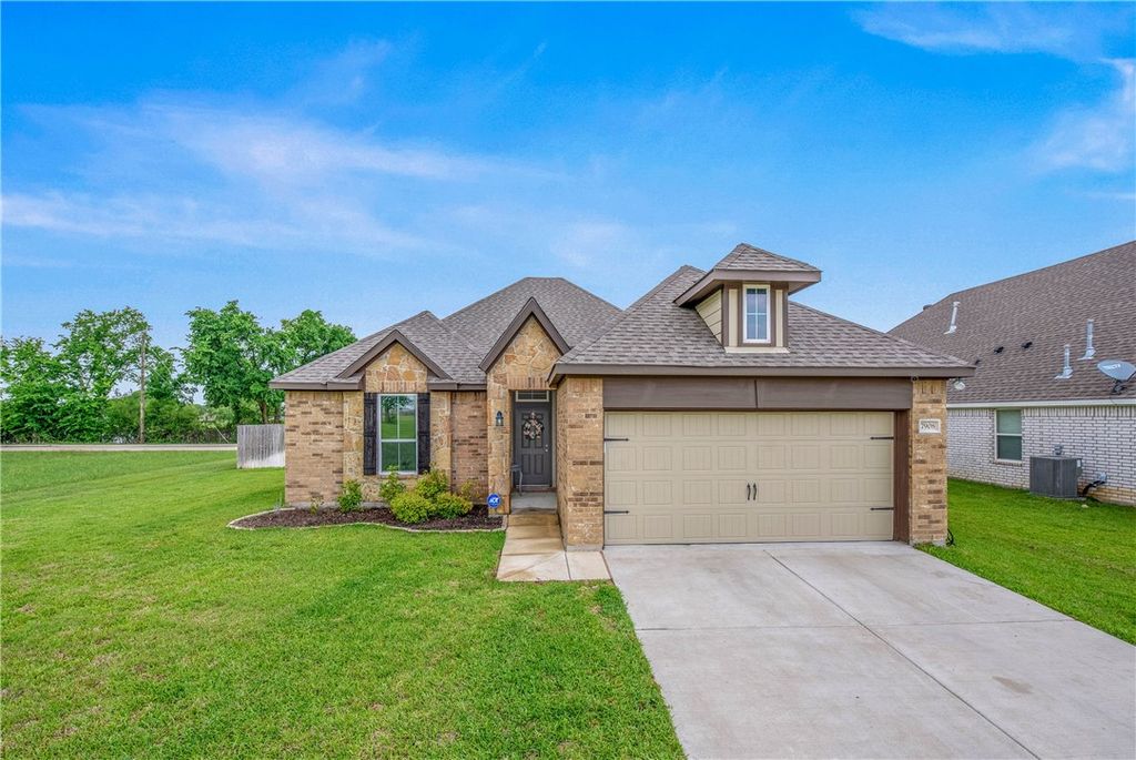 7908 Putter Place, Navasota, TX 77868