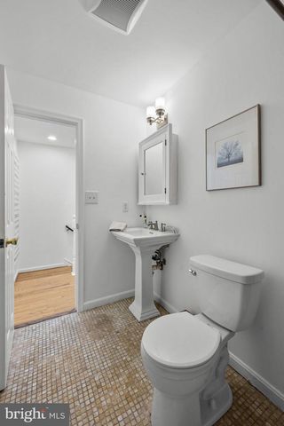 649 16TH ST NE, Washington, DC 20002