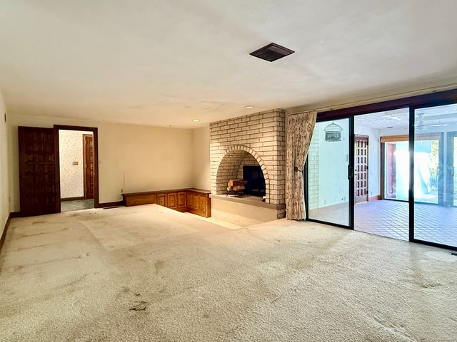 15 Bunker Hill Road, Canton, CT 06019