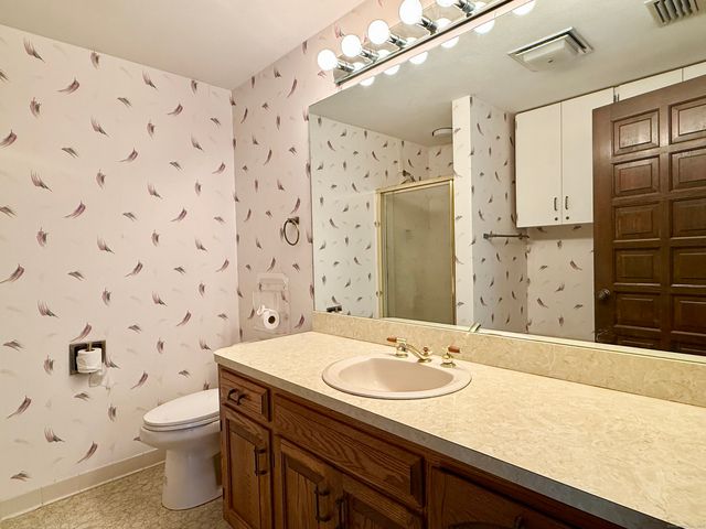 15 Bunker Hill Road, Canton, CT 06019