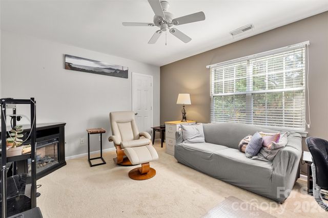 1116 Blueberry Lane, Charlotte, NC 28226