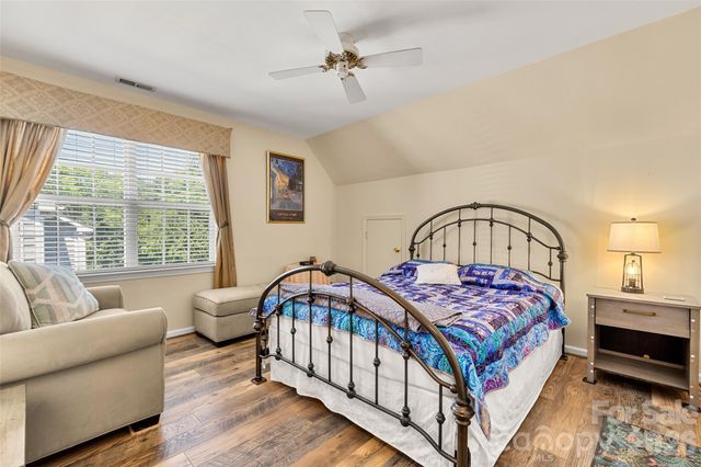 1116 Blueberry Lane, Charlotte, NC 28226