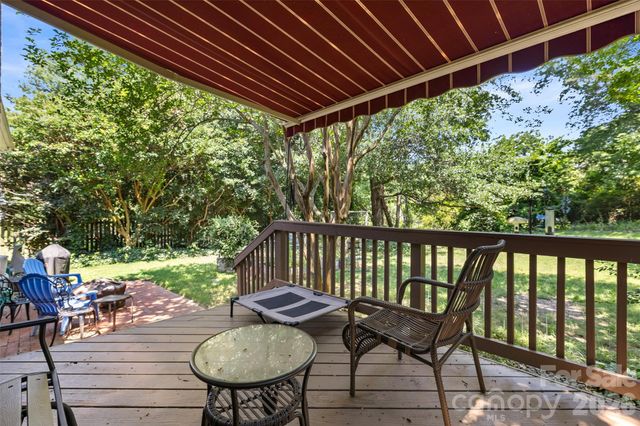 1116 Blueberry Lane, Charlotte, NC 28226