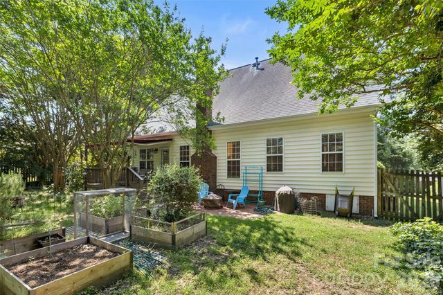 1116 Blueberry Lane, Charlotte, NC 28226