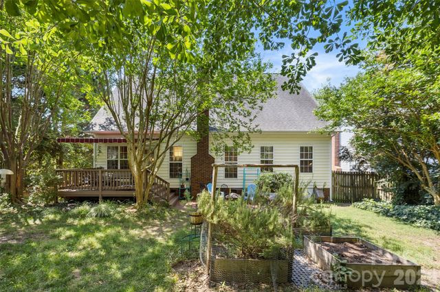 1116 Blueberry Lane, Charlotte, NC 28226