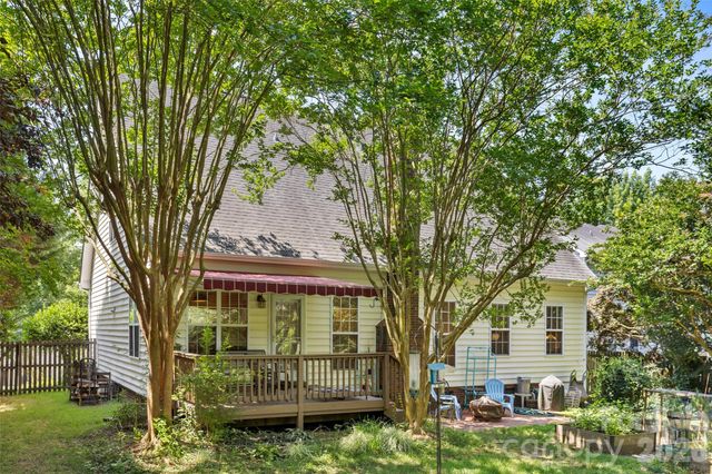 1116 Blueberry Lane, Charlotte, NC 28226