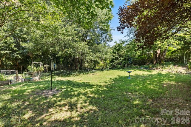 1116 Blueberry Lane, Charlotte, NC 28226