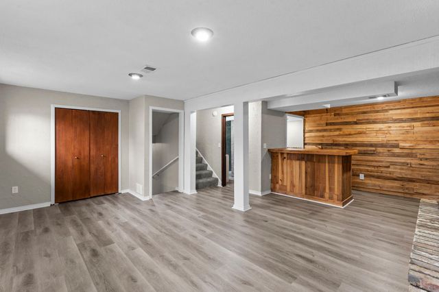 9208 60th Avenue N, New Hope, MN 55428