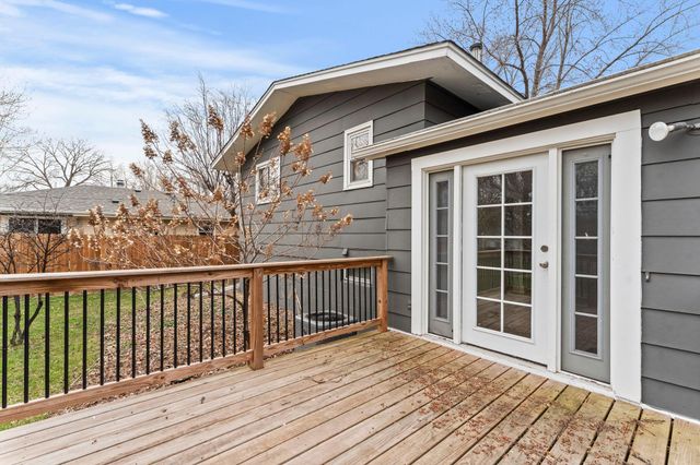 9208 60th Avenue N, New Hope, MN 55428