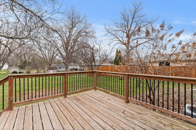 9208 60th Avenue N, New Hope, MN 55428