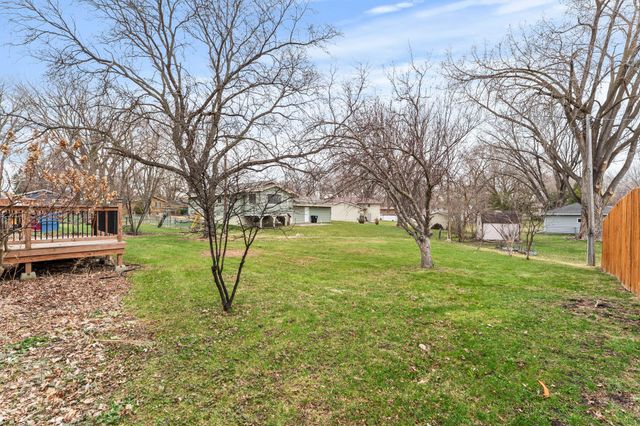 9208 60th Avenue N, New Hope, MN 55428