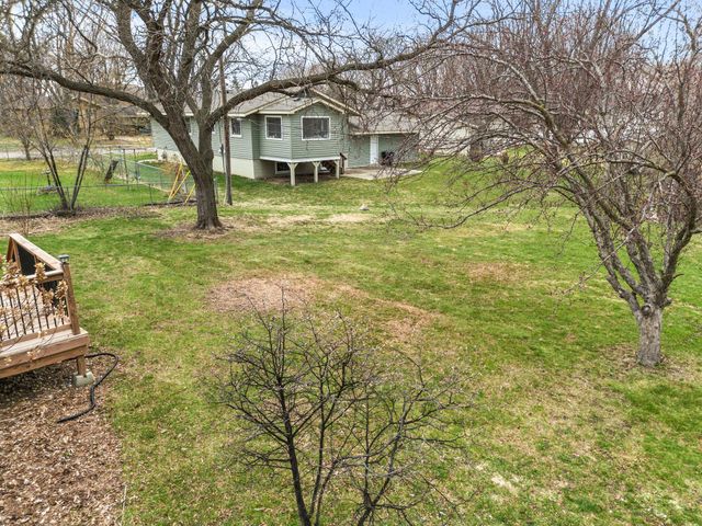 9208 60th Avenue N, New Hope, MN 55428