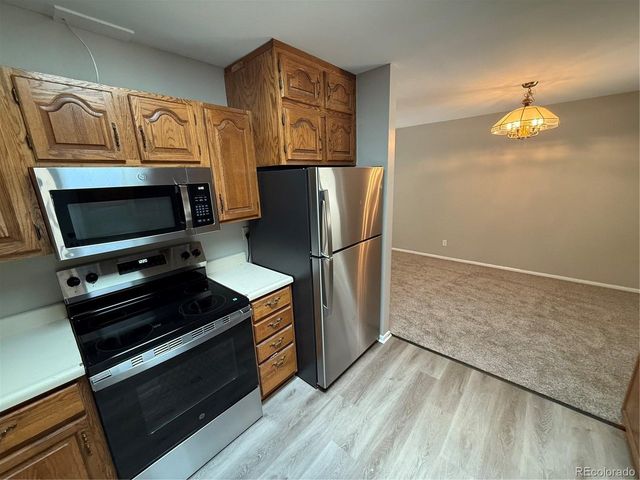 1437 S Yank St, Lakewood, CO 80228