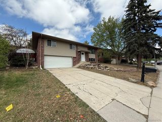 1437 S Yank St, Lakewood, CO 80228