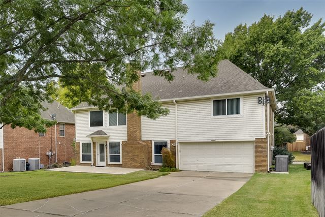 8025 Morning Lane, Fort Worth, TX 76123