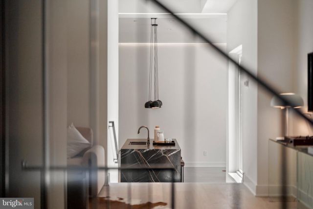 2121 E SERGEANT ST, Philadelphia, PA 19125