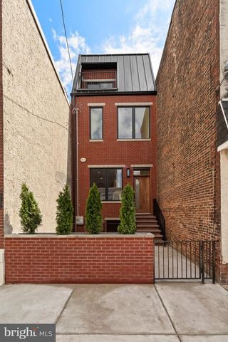 2121 E SERGEANT ST, Philadelphia, PA 19125