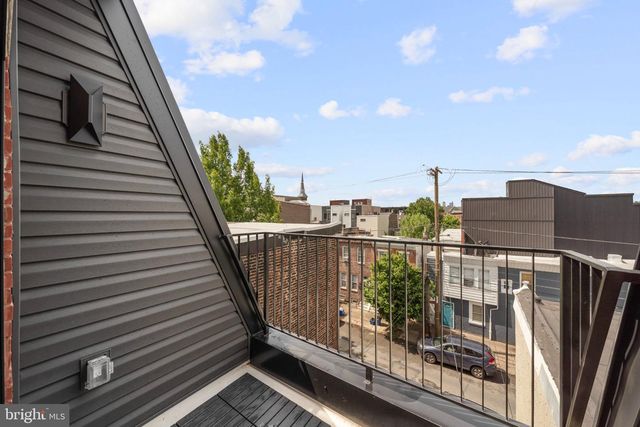 2121 E SERGEANT ST, Philadelphia, PA 19125