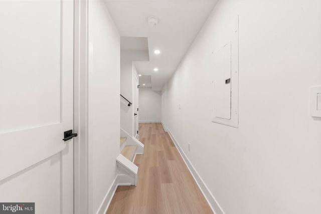 2121 E SERGEANT ST, Philadelphia, PA 19125