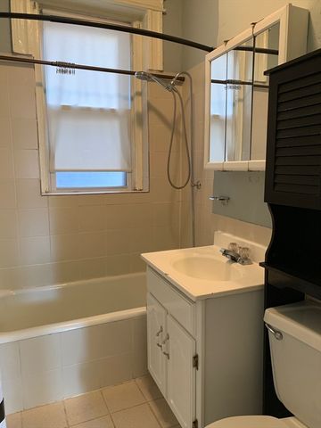 1633 Commonwealth Ave 1, Boston, MA 02135